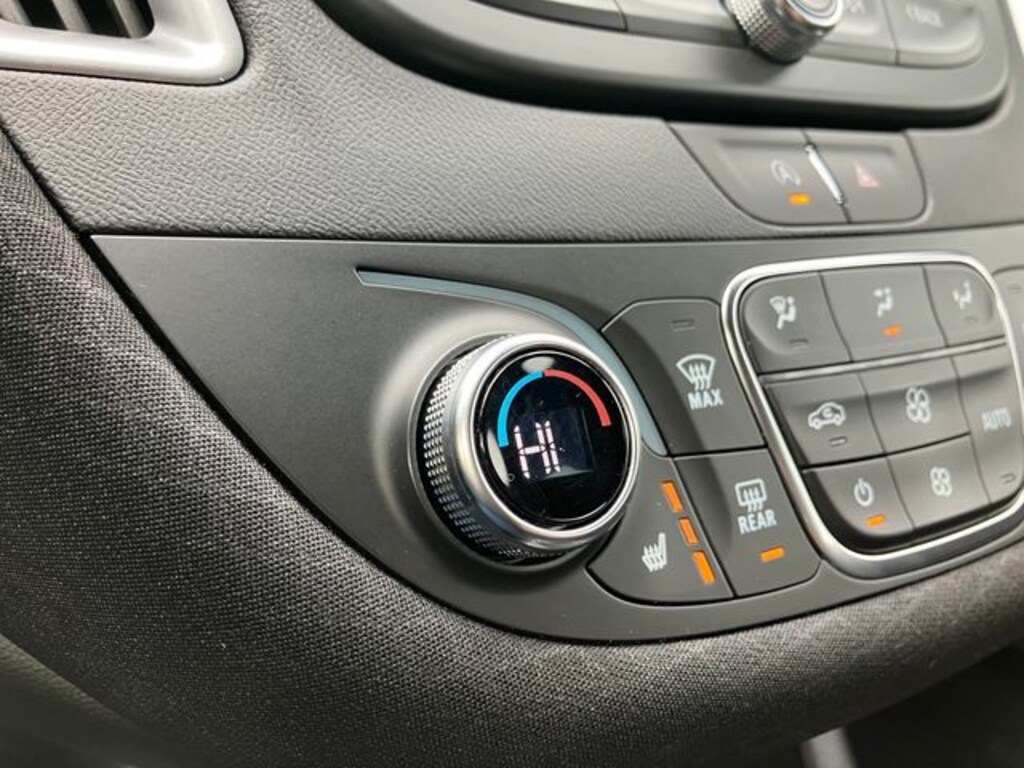 Used 2025 Chevrolet Malibu LT Sedan