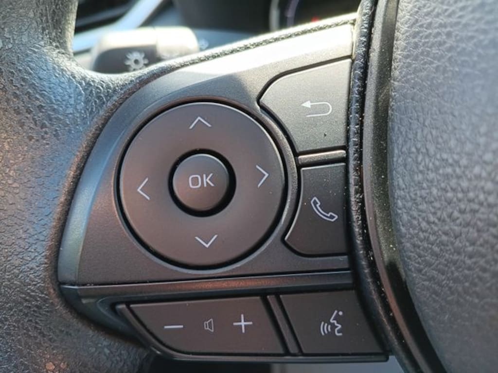 Used 2025 Toyota RAV4 Hybrid LE SUV