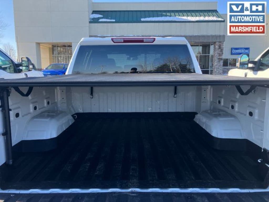 Used 2024 GMC Sierra 1500 SLT Truck