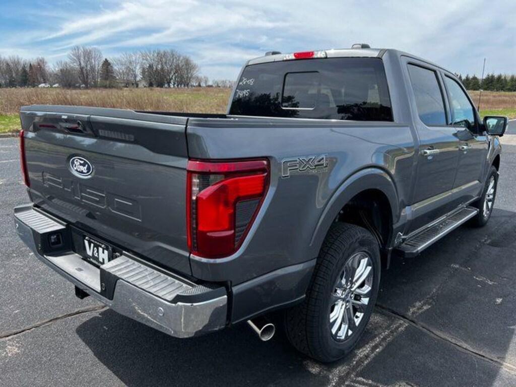 New 2024 Ford F-150 XLT Truck