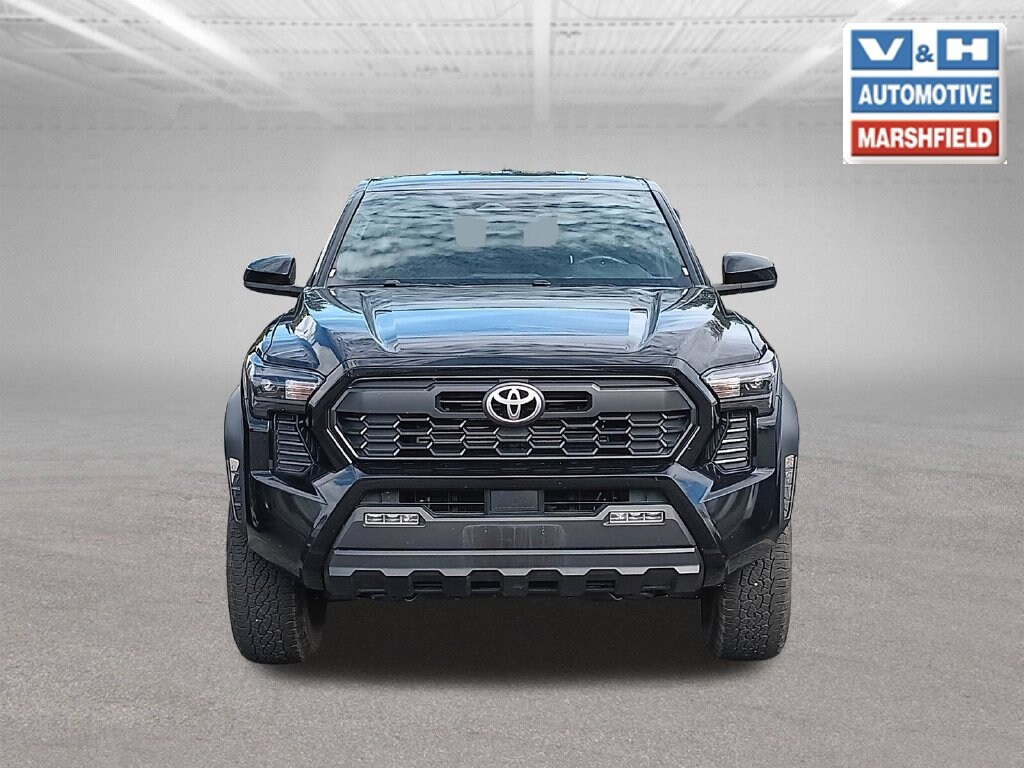 Used 2025 Toyota Tacoma TRD Off-Road Truck