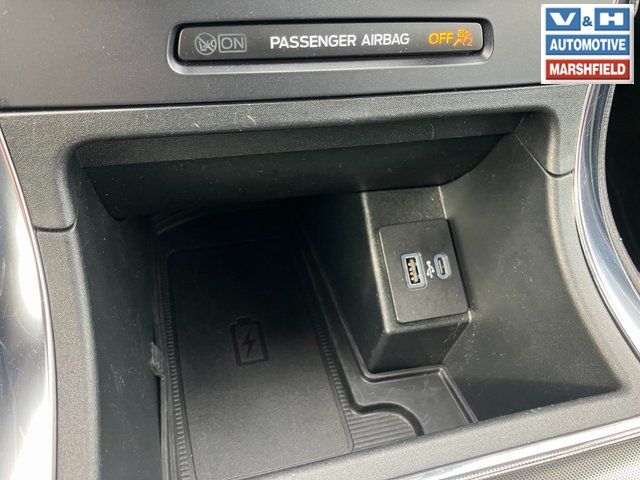 2024 Ford Edge Titanium - Photo 11