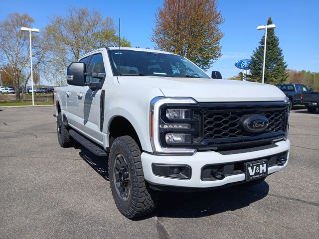 2026 Ford F-350 XLT 4x4 Crew Cab 6-3/4' Box SRW's photo