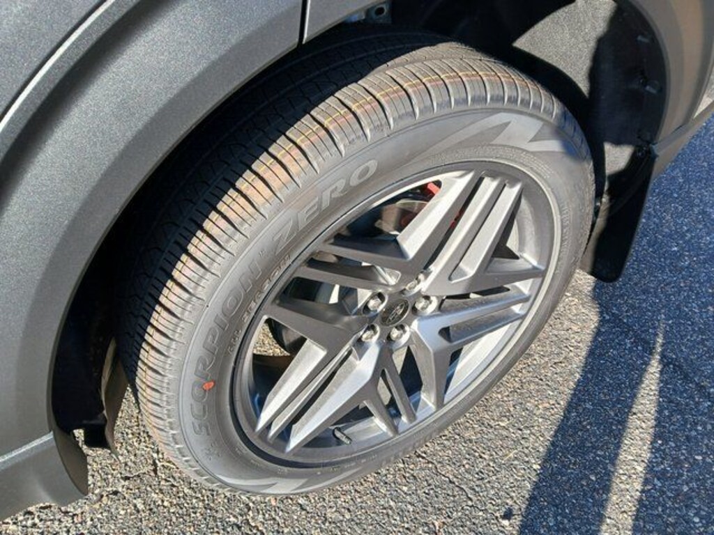 New 2025 Ford Explorer ST-Line SUV