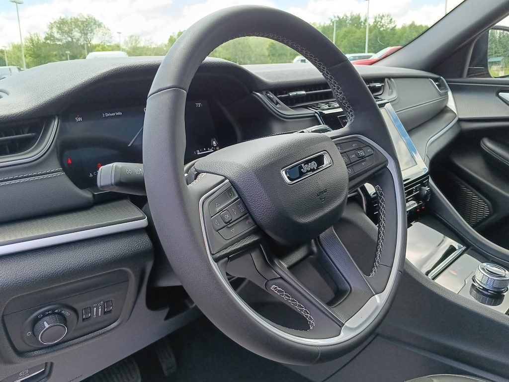 Used 2024 Jeep Grand Cherokee Altitude X SUV