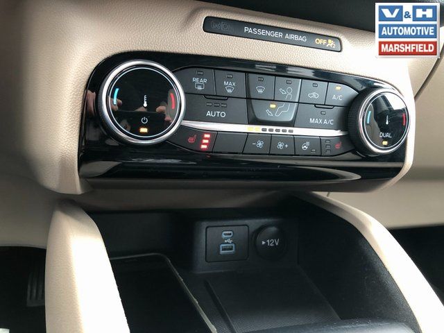 2022 Ford Escape SEL - Photo 9