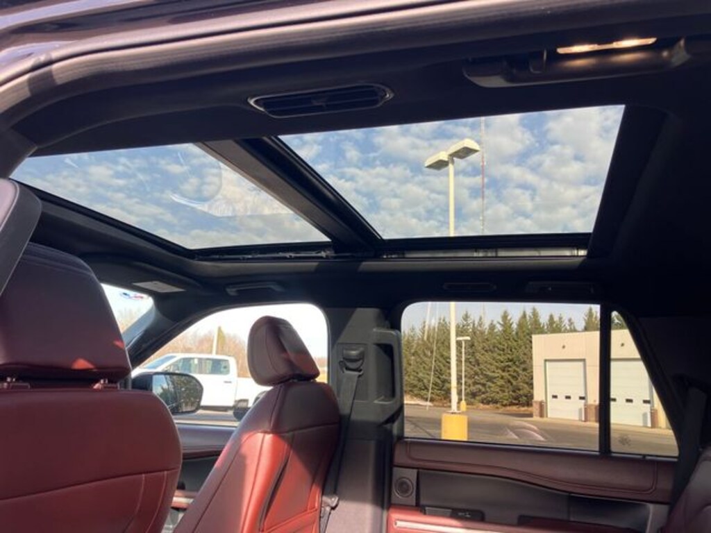 Used 2024 Ford Expedition Limited SUV