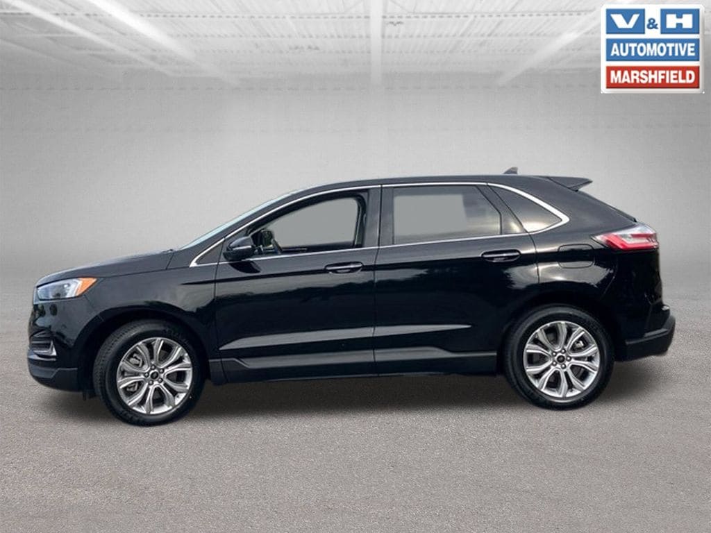 2024 Ford Edge Titanium - Photo 23