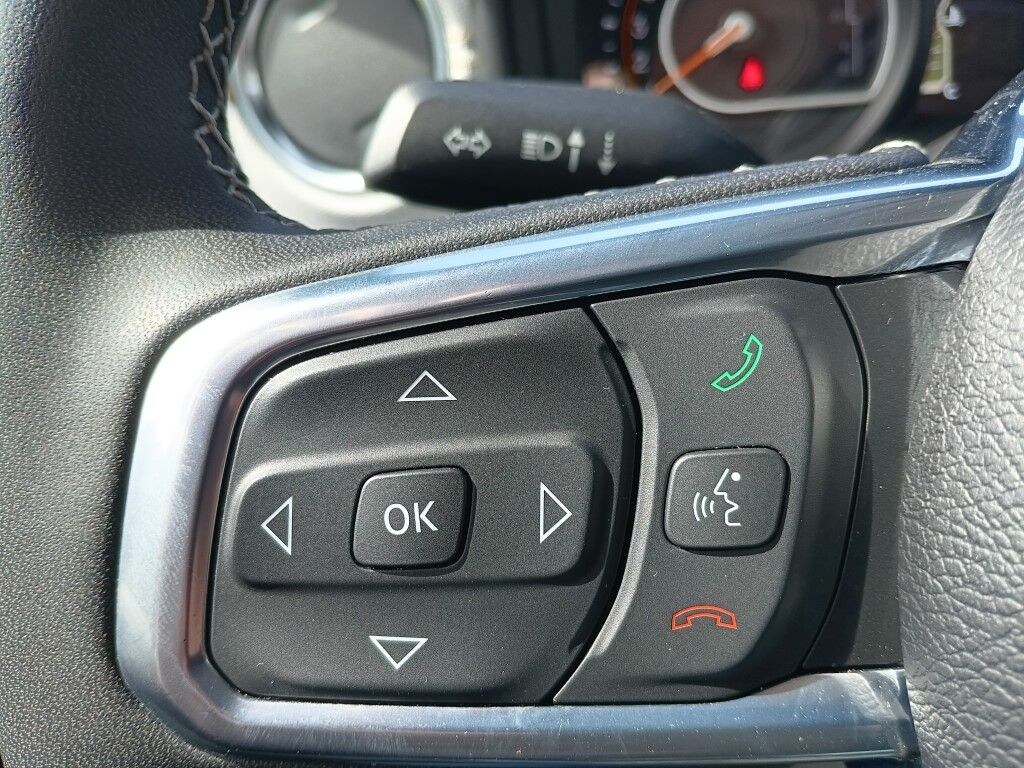Used 2025 Jeep Wrangler Sahara SUV