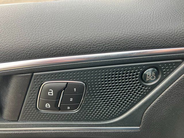 2024 Ford Edge Titanium - Photo 12