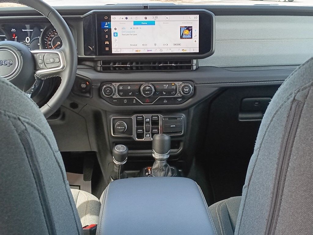 Used 2025 Jeep Wrangler Sahara SUV