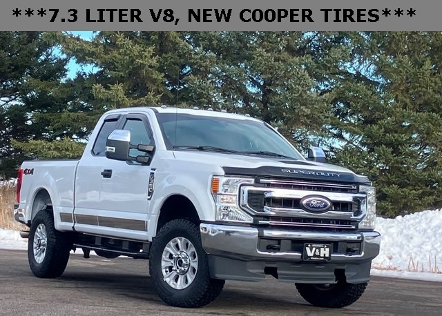 2021 Ford F-350 Super Duty XLT's photo