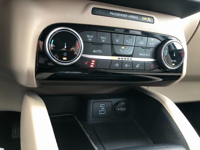 2022 Ford Escape SEL - Photo 9