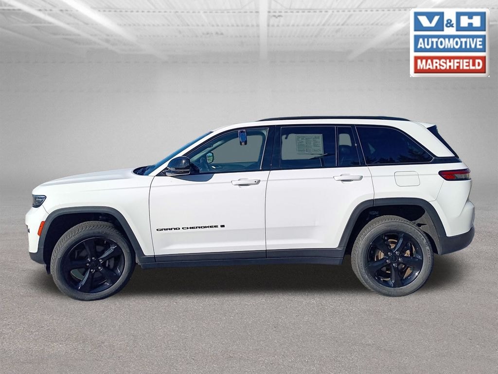 Used 2023 Jeep Grand Cherokee Altitude X SUV