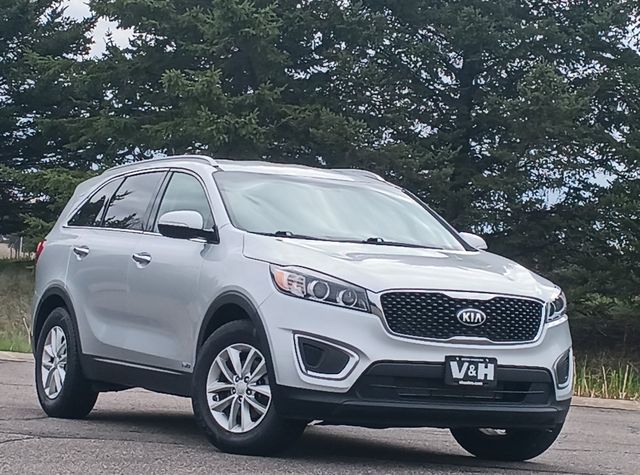 2017 Kia Sorento LX