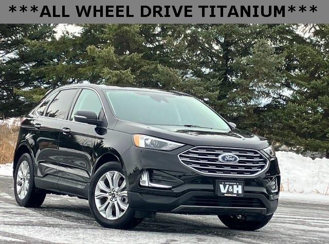 2024 Ford Edge Titanium's photo