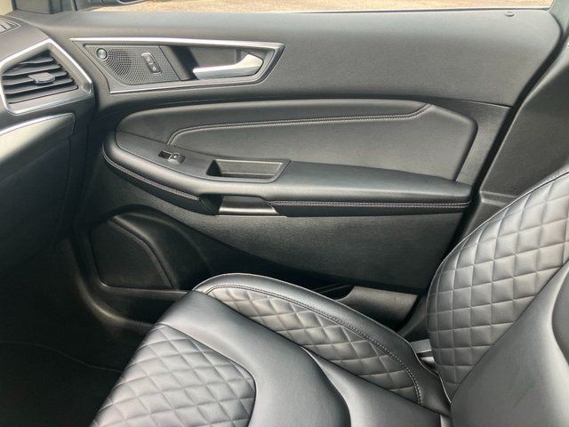 2024 Ford Edge Titanium - Photo 10