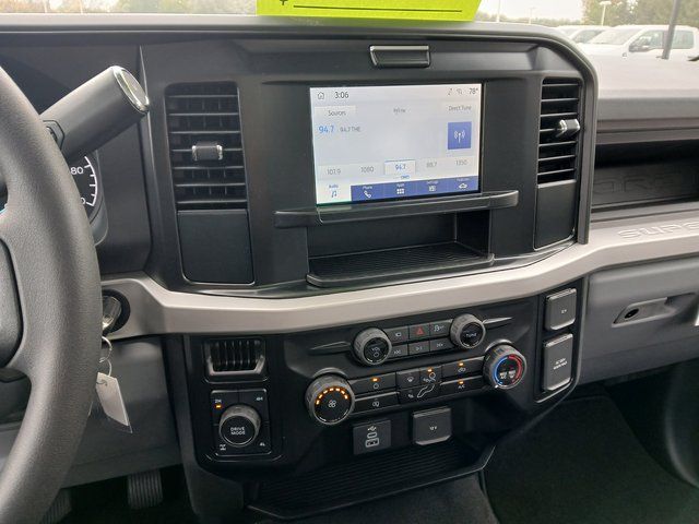 2025 Ford F-350 Super Duty XL - Photo 19