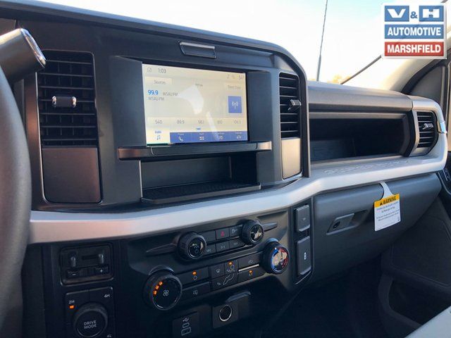2026 Ford F-250 Super Duty XL - Photo 9