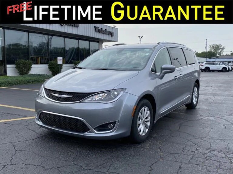 Used Chrysler Pacifica
