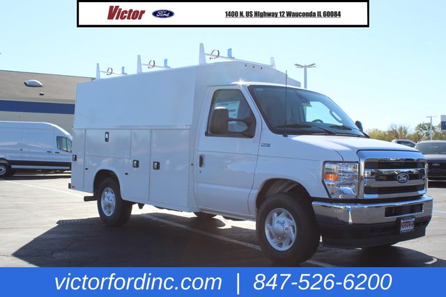 2026 Ford E-350 Base photo 3