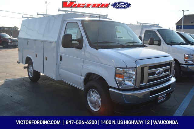 2025 Ford E-Series SRW E-350 Super Duty 138 in WB's photo