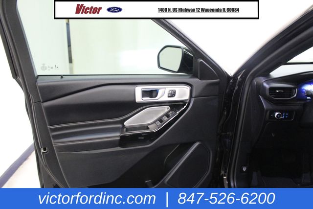 2022 Ford Explorer ST photo 3