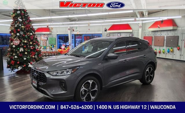 2023 Ford Escape ST-Line Select's photo