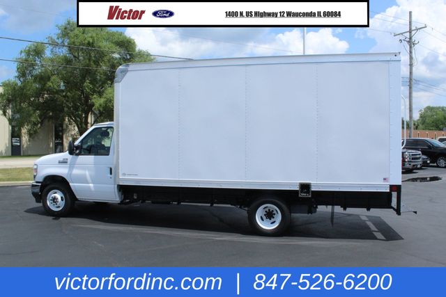 2026 Ford E-350 Base photo 3