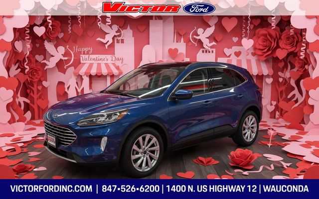 2022 Ford Escape Titanium's photo