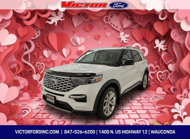 2022 Ford Explorer Platinum's photo