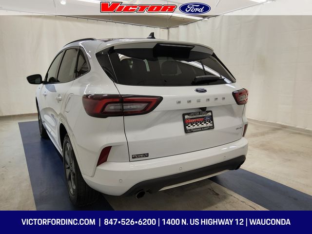 2023 Ford Escape ST-Line photo 3