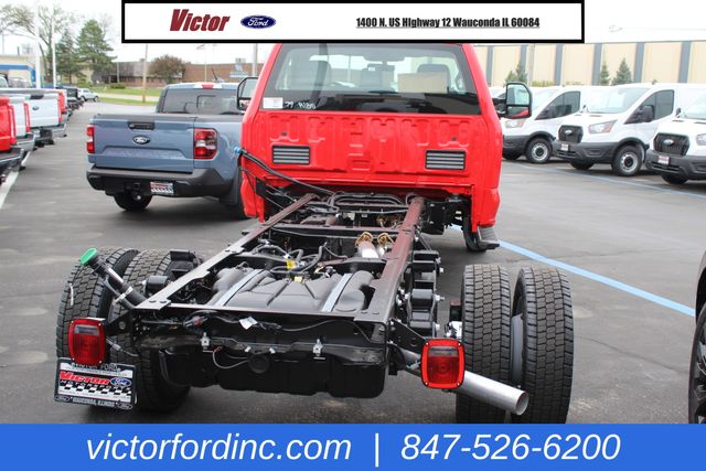 2025 Ford F-450 XL photo 2