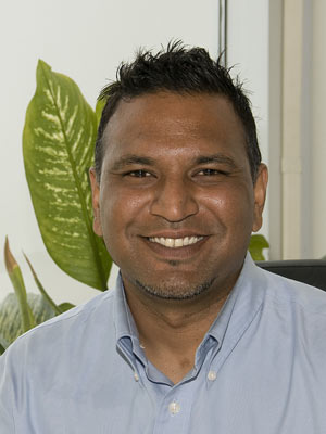 Masood Abdul<br><span style='font-size: 90%;color:#000000;'>Product Specialist</span>