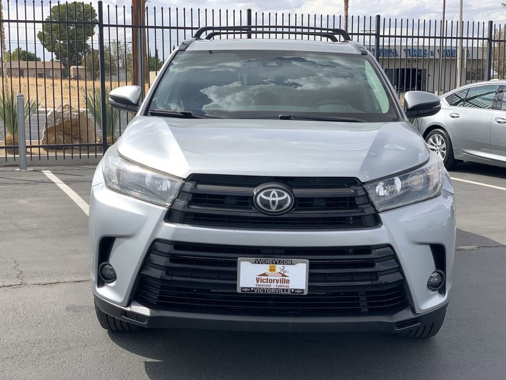 Used 2019 Toyota Highlander SE SUV