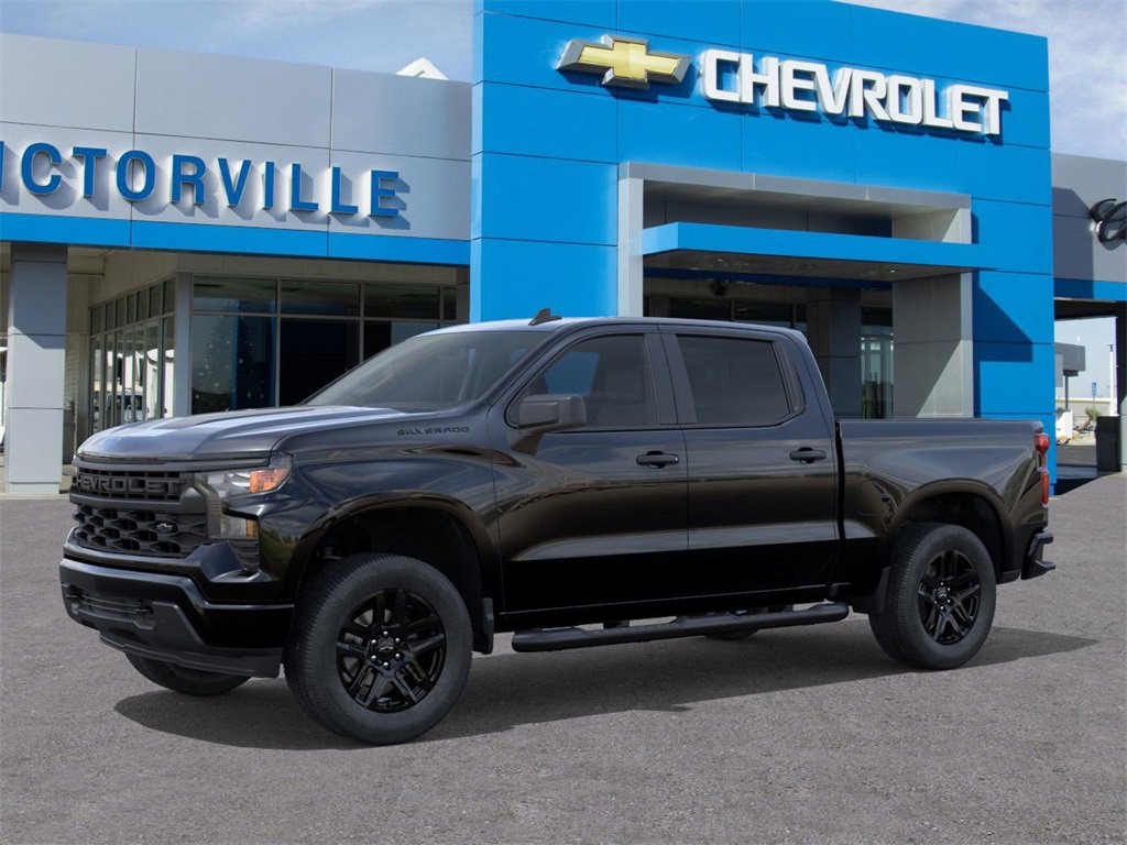 2025 Chevrolet Silverado 1500 Custom photo 2