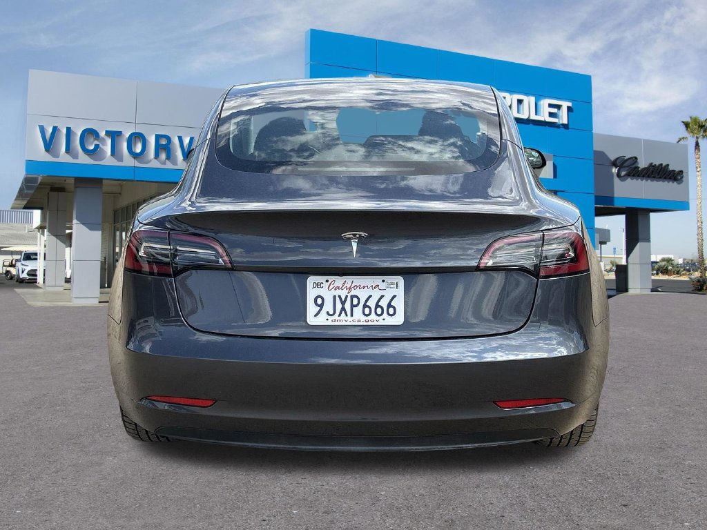 2023 Tesla Model 3 photo 5