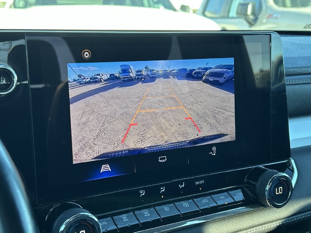 2023 Chevrolet Colorado LT - Photo 18