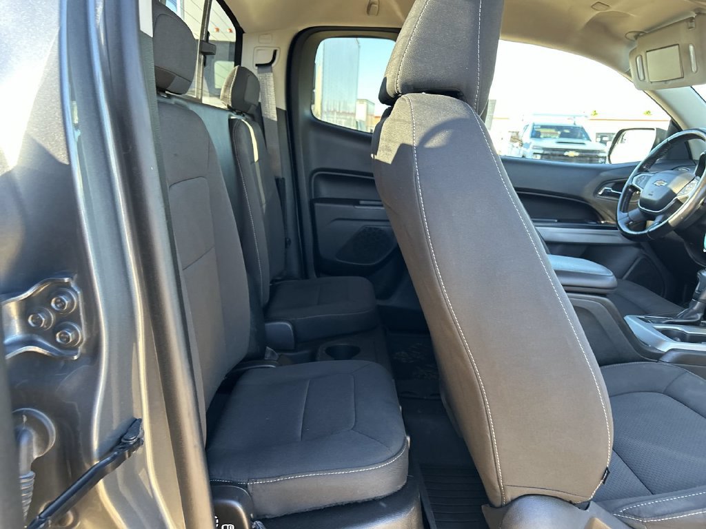 2021 Chevrolet Colorado LT - Photo 32