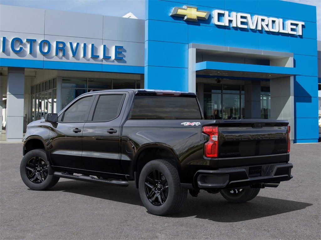 2025 Chevrolet Silverado 1500 Custom photo 3