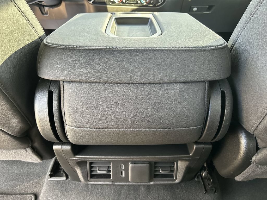 2026 GMC Sierra 1500 SLT - Photo 19
