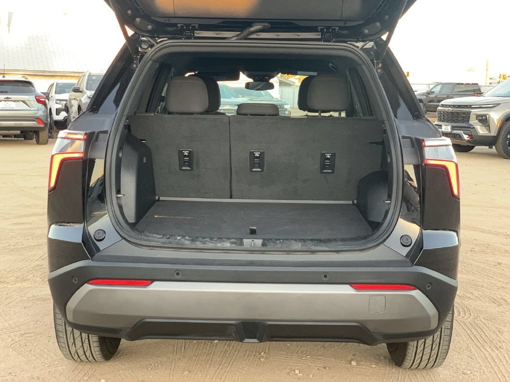2026 Chevrolet Equinox LT - Photo 23
