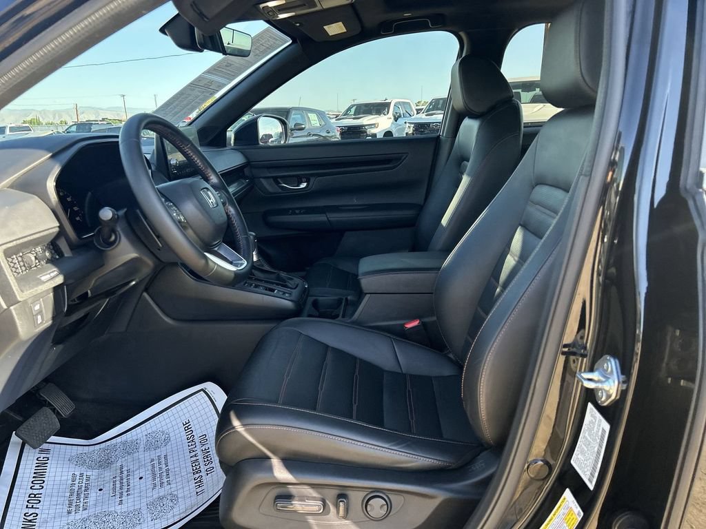 2025 Honda CR-V Sport-L - Photo 17