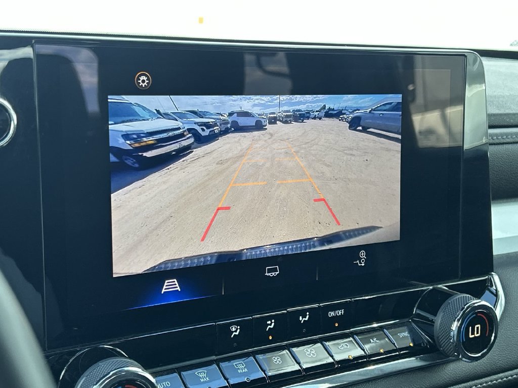 2023 Chevrolet Colorado LT - Photo 18
