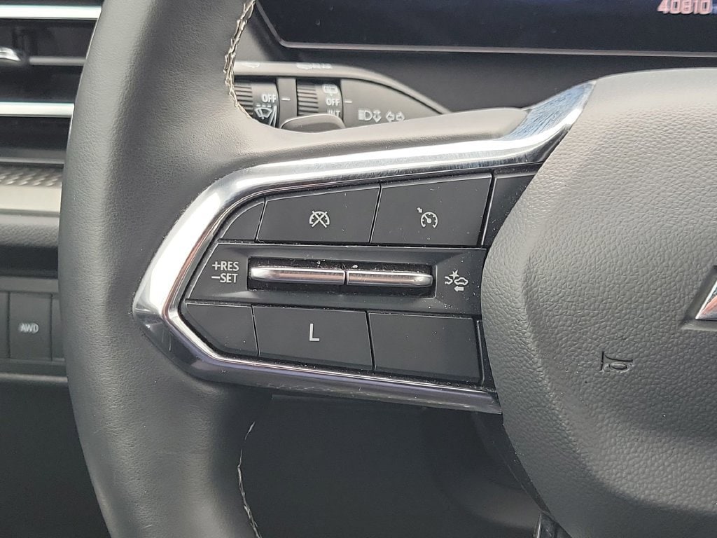 2024 Chevrolet Traverse 2LT - Photo 32