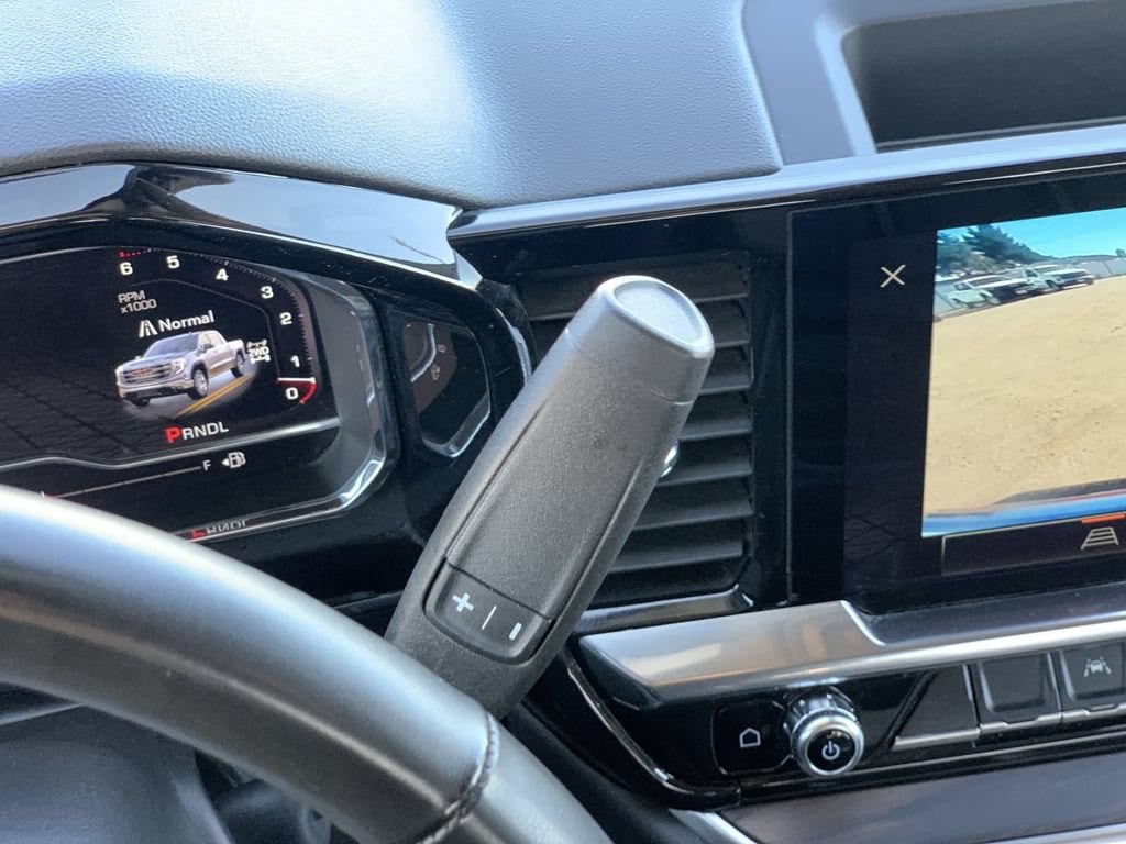 2025 GMC Sierra 1500 SLT - Photo 13