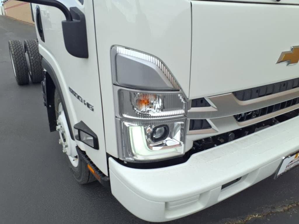 New 2025 Chevrolet Low Cab Forward 5500 HG Truck