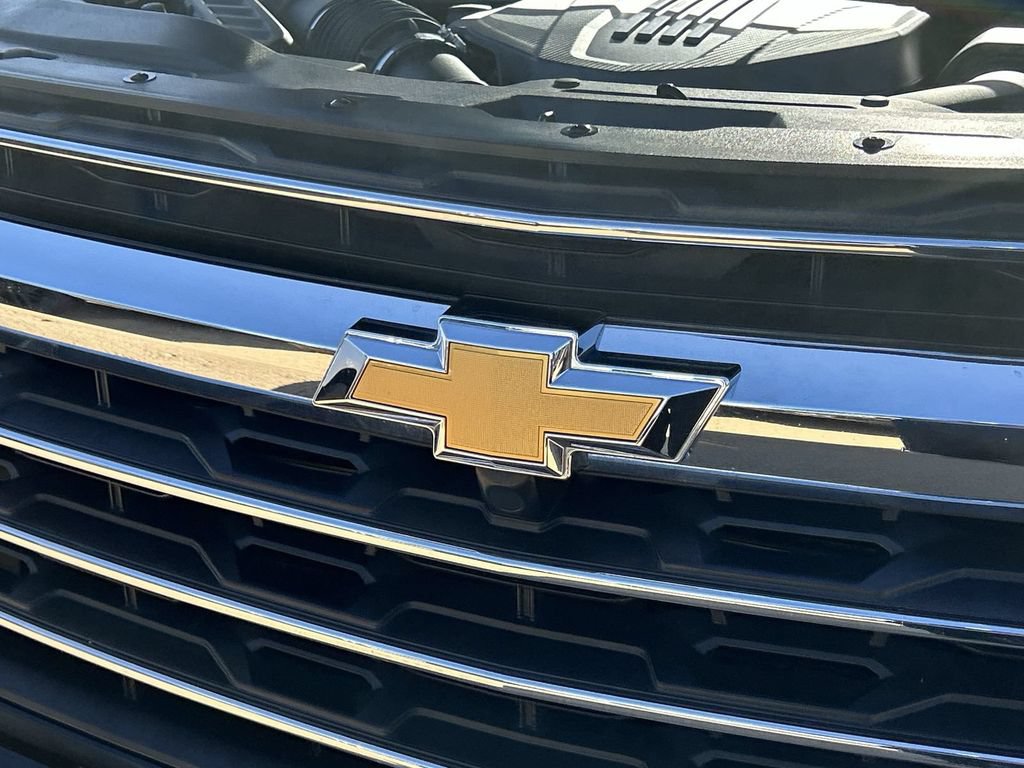 2025 Chevrolet Traverse LT - Photo 28