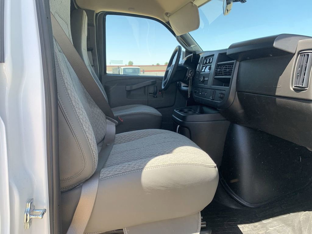 2026 Chevrolet Express Cargo Work Van - Photo 26