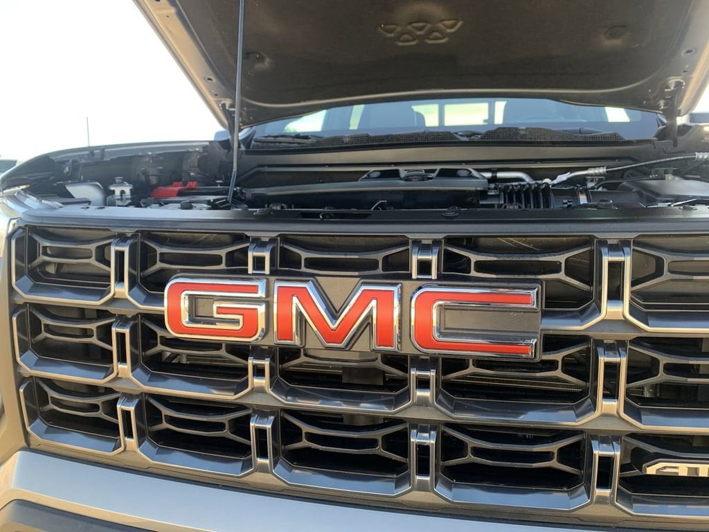 2023 GMC Canyon AT4 - Photo 30